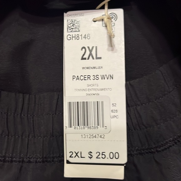 NWT adidas Women's Pacer 3-stripes Woven Shorts  2XL - Picture 10 of 10